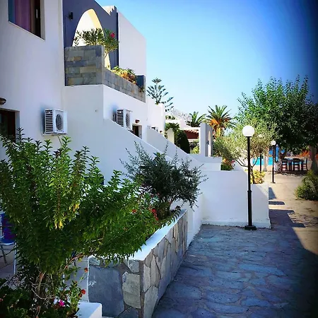 Amnissos 3*